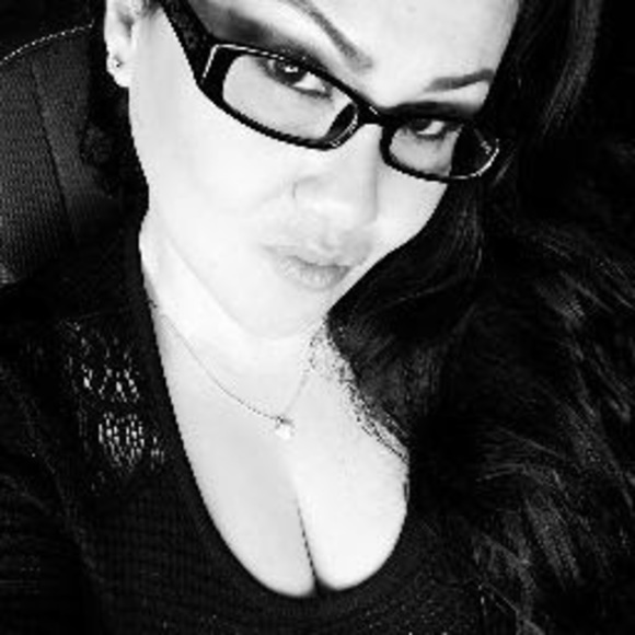 Meet your Posher, Barbí chanel - Picture 1 of 1